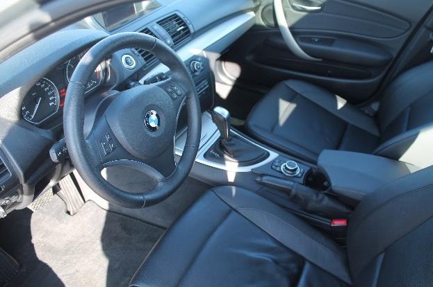 Left hand drive car BMW 1 SERIES (01/06/2011) - 